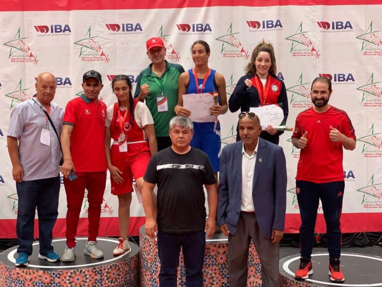 لبنى لمرابط تحصل على المرتبة الثالثة وتفوز بالميدالية النحاسية في بطولة المغرب للملاكمة 4 لبنى لمرابط تحصل على المرتبة الثالثة وتفوز بالميدالية النحاسية في بطولة المغرب للملاكمة
