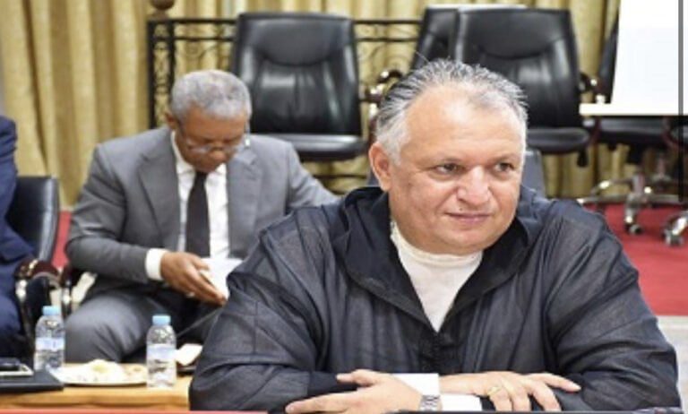 إعفاء الكاتب العام لعمالة الناظور وترقية باشا المدينة