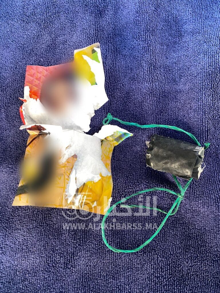 العثور على “طلاسم للسحر” في اسطبل بحي الفتح بالعروي