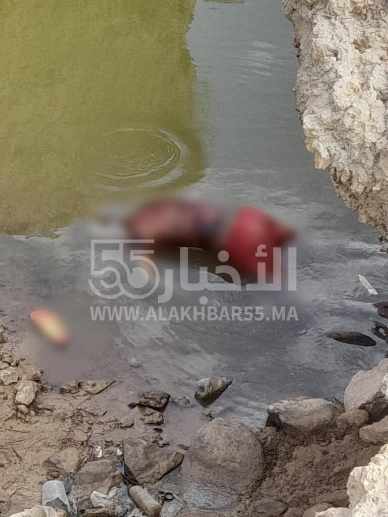 عاجل :العثور على جثة بمنطقة المالحة على حدود بني وكيل وبني سيدال تظهر عليه اثر جروح 2 عاجل :العثور على جثة بمنطقة المالحة على حدود بني وكيل وبني سيدال تظهر عليه اثر جروح