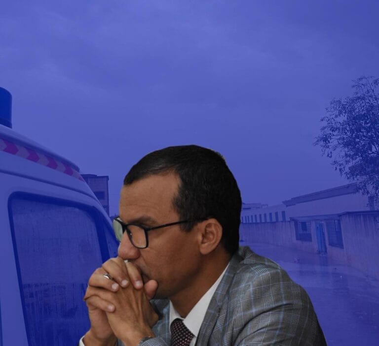 العروي: السيول تحاصر مستشفى الامراض النفسية والعقلية وباشا المدينة يتدخل 2 العروي: السيول تحاصر مستشفى الامراض النفسية والعقلية وباشا المدينة يتدخل