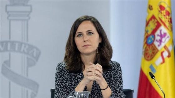 وزيرة إسبانية: قطع الاتصالات عن غزة هدفه “الإفلات من العقاب”.. يجب أن تكون استجابة الناس في بلداننا هائلة ليس بصمتنا وليس باسمنا..