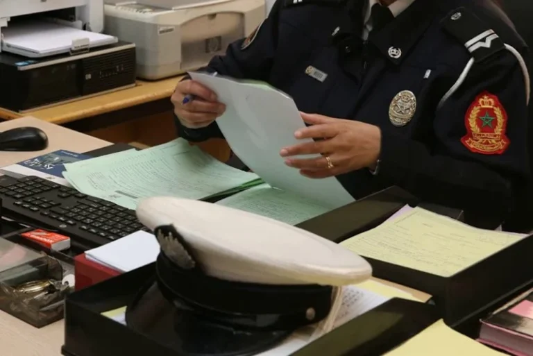 توقيف شرطيين بعد وفاة معتقل في مارتيل 5 توقيف شرطيين بعد وفاة معتقل في مارتيل