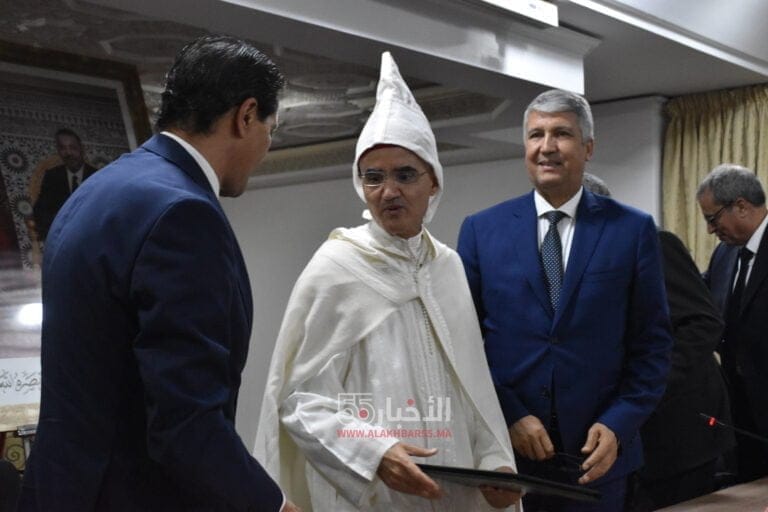 وزير الفلاحة ووالي الجهة يشرفان على تنصيب العامل الجديد لناظور جمال الشعراني خلفاً لعلي خليل