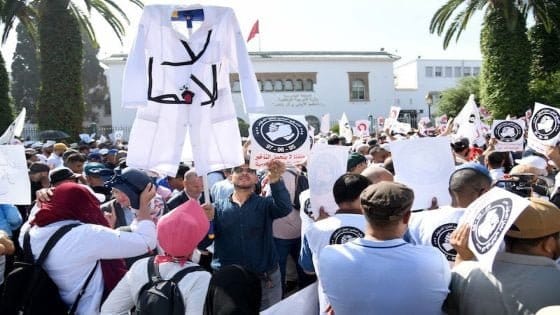 الإضرابات المتتالية تدفع 80 ألف تلميذ إلى الهجرة نحو التعليم الخصوصي