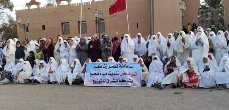 ساكنة فجيج تحتجّ على تفويت قطاع الماء وتحذر من تجاهل احتجاجاتها – صور