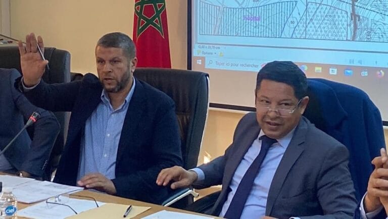 جماعة سلوان تعقد دورة استثنائية وتصادق على فتح الطريق المؤدية للمستشفى الاقليمي الجديد 5 جماعة سلوان تعقد دورة استثنائية وتصادق على فتح الطريق المؤدية للمستشفى الاقليمي الجديد