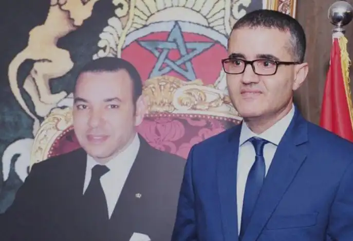 عامل الناظور يصدر تعليماته لرؤساء الجماعات الترابية بمنع منح الرخص المتعلقة بالماء والكهرباء وشواهد عدم التجزئة ! 5 عامل الناظور يصدر تعليماته لرؤساء الجماعات الترابية بمنع منح الرخص المتعلقة بالماء والكهرباء وشواهد عدم التجزئة !