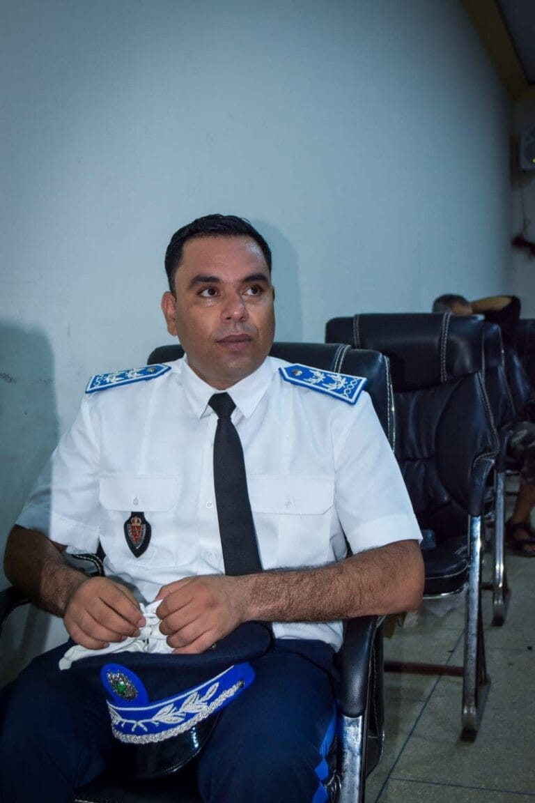 مديرية الأمن تستجيب لطلب انتقال العميد ابراهيم نجادي رئيس الدائرة الامنية الاولى بالعروي لمدينة فاس لتقريب الاسر 6 مديرية الأمن تستجيب لطلب انتقال العميد ابراهيم نجادي رئيس الدائرة الامنية الاولى بالعروي لمدينة فاس لتقريب الاسر