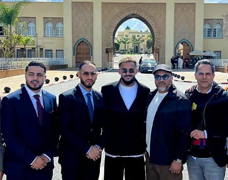 بوفال في القصر الملكي بالرباط وأندري أزولاي في استقباله
