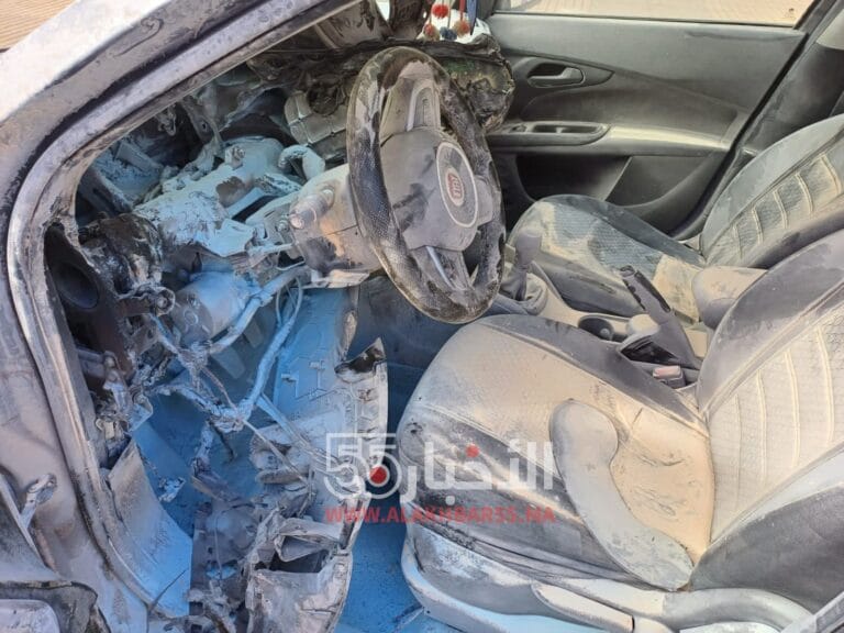 اندلاع حريق في سيارة نفعية بالعروي.. ومواطنون يتدخلون لإطفائه