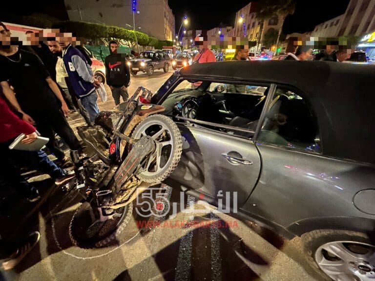 حادثة سير خطيرة بين سيارة خفيفة ودراجة نارية 7 حادثة سير خطيرة بين سيارة خفيفة ودراجة نارية
