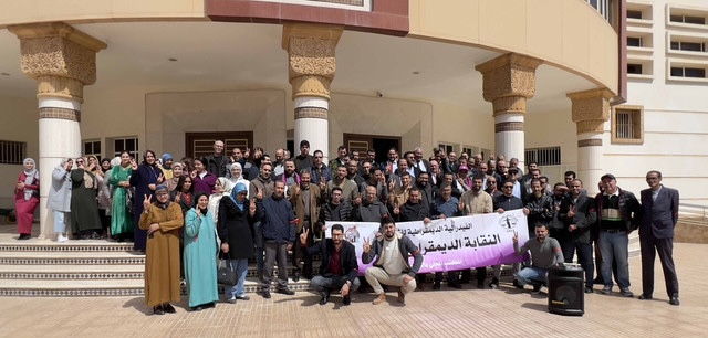 موظفو كتابة الضبط بالناظور في احتجاجات.. وهذه مطالبهم