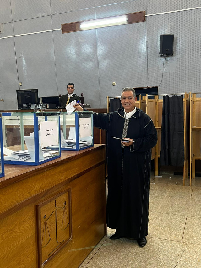المفوضون القضائيون بوجدة والناظور والحسيمة ينتخبون مكتبهم الجديد برئاسة ميمون بوگرين