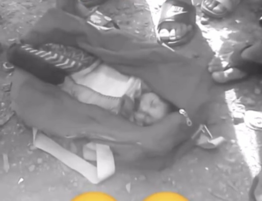 صادم +صور : العثور على رضيع حديث الولادة في حاوية نفايات