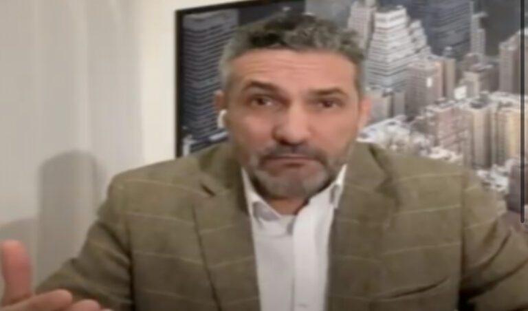 اعتقال الجزائري بن سديرة في فرنسا.. اشتهر بتهجمه على المغرب