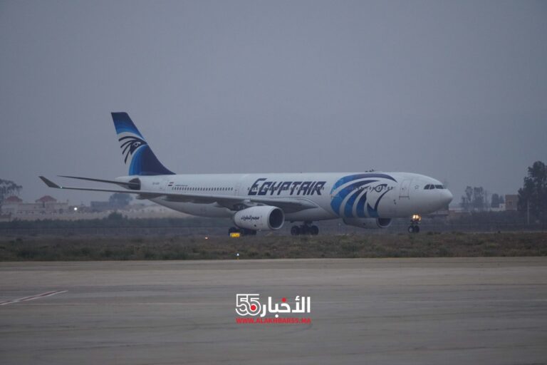 معتمري الريف يعودون سالمين غانمين من الديار المقدسة إلى المطار الدولي الناظور ـ العروي وتنويه بالتنظيم المحكم من طرف ادارة المطار والسلطة المحلية والشرطة