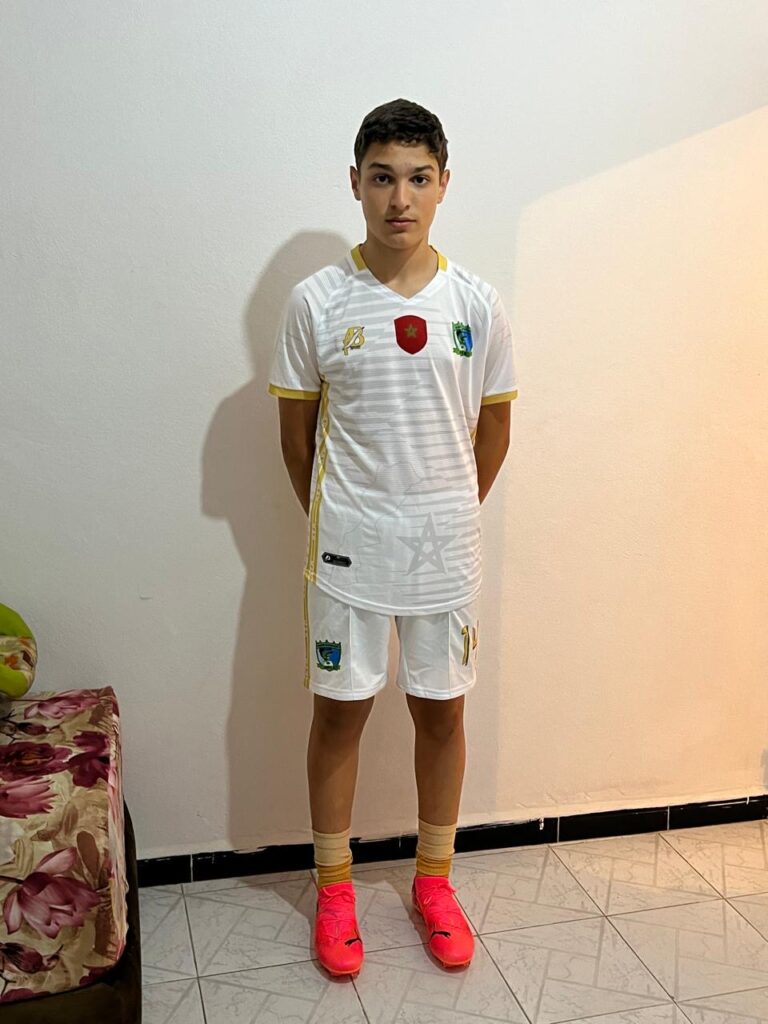 اختيار الطفل ابن العروي ايمن العباسي من مدرسة المنار الرياضي الناظوري للمشاركة في دوري اسباني فئة الصغار U15 7 اختيار الطفل ابن العروي ايمن العباسي من مدرسة المنار الرياضي الناظوري للمشاركة في دوري اسباني فئة الصغار U15
