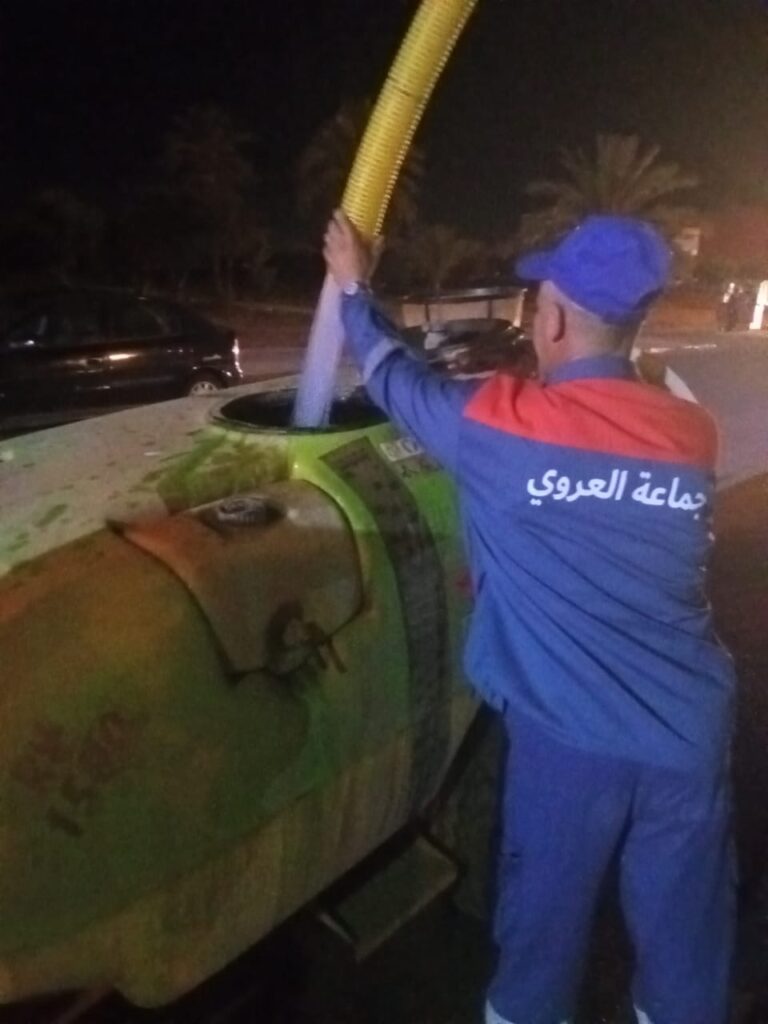 جماعة العروي تقود حملة لرش المبيدات من أجل محاربة الناموس بأحياء المدينة