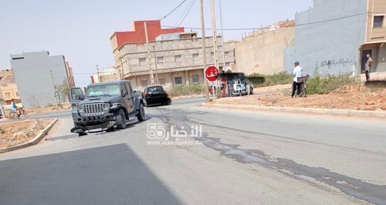 العروي : حادثة سير بين سيارتين تسفر عن خسائر مادية
