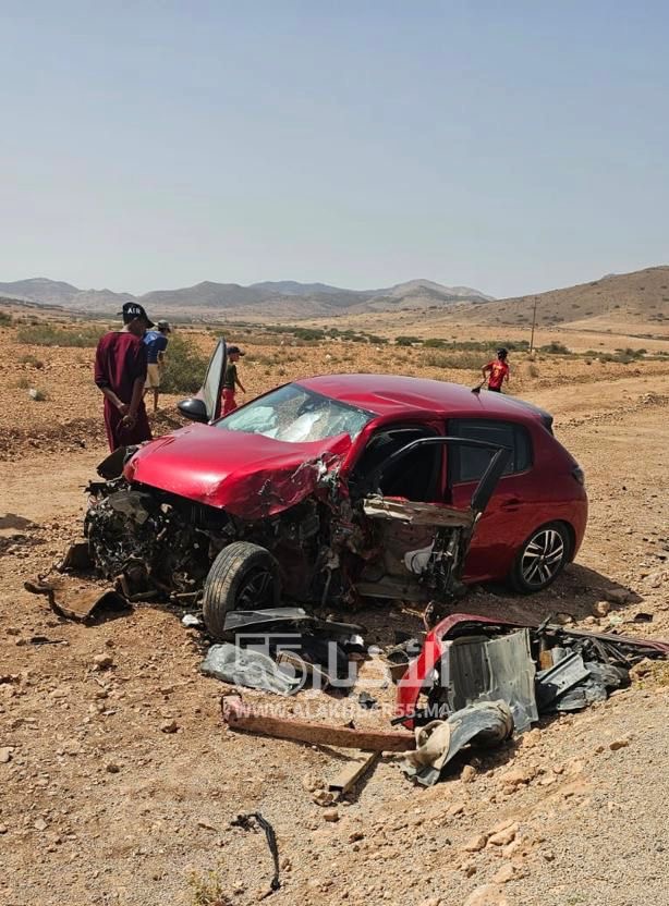 العروي: حادثة سير خطيرة تسفر عن خسائر مادية كبيرة