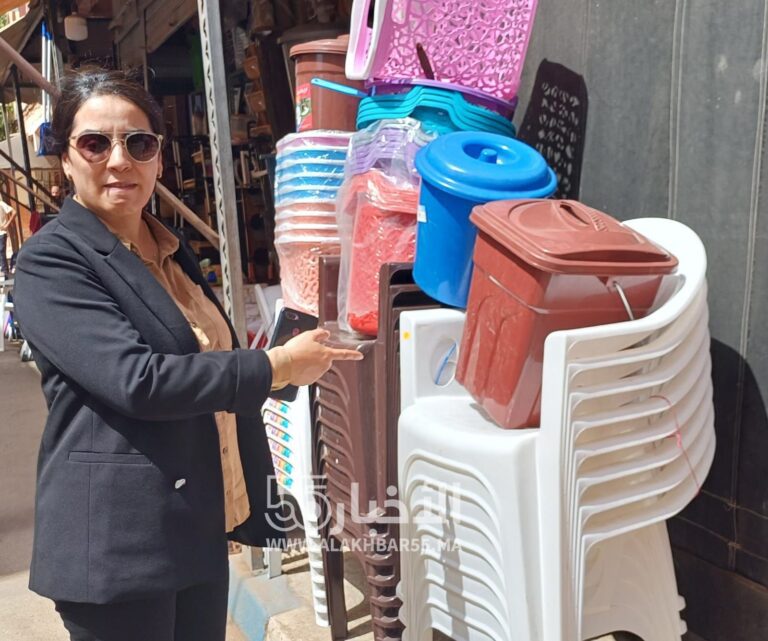 العروي : السيدة قائد الملحقة الادارية الثانية تشن حملة واسعة بشارع النرجس