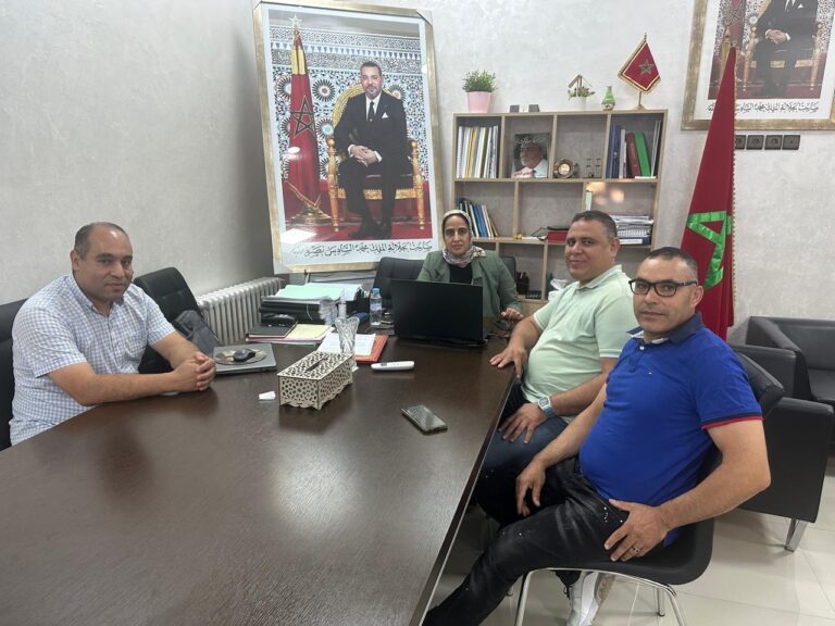 لقاء بين مجعيط وممثلي جماعة العروي مع المديرة الجهوية للإسكان لمناقشة مشروع التأهيل الحضري المتعثر