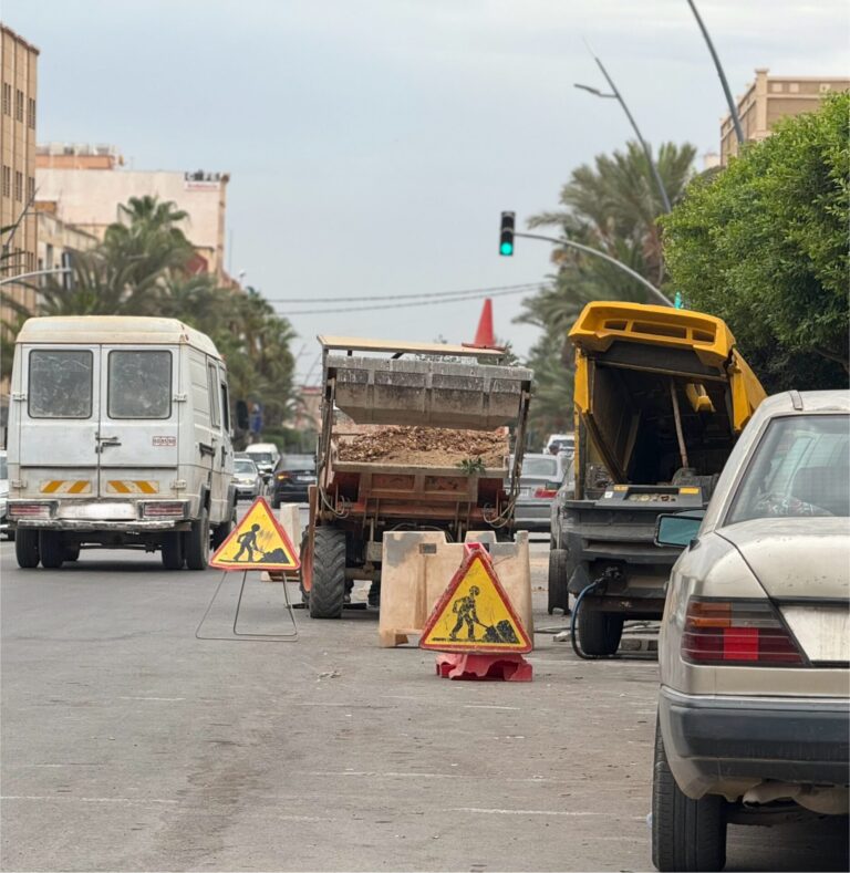 انطلاق أشغال وضع محول كهربائي جديد بحي السعاد بالعروي بعد سنوات من المطالب 4 انطلاق أشغال وضع محول كهربائي جديد بحي السعاد بالعروي بعد سنوات من المطالب