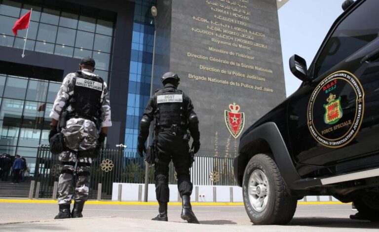 الشرطة توقف شخصا يحمل فكرا متشددا