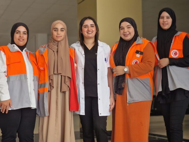 جمعية الأعمال الاجتماعية لموظفي قطاع الصحة بالمستشفى الإقليمي بالدريوش تختتم حملة الكشف المبكر عن سرطان الثدي 2 جمعية الأعمال الاجتماعية لموظفي قطاع الصحة بالمستشفى الإقليمي بالدريوش تختتم حملة الكشف المبكر عن سرطان الثدي