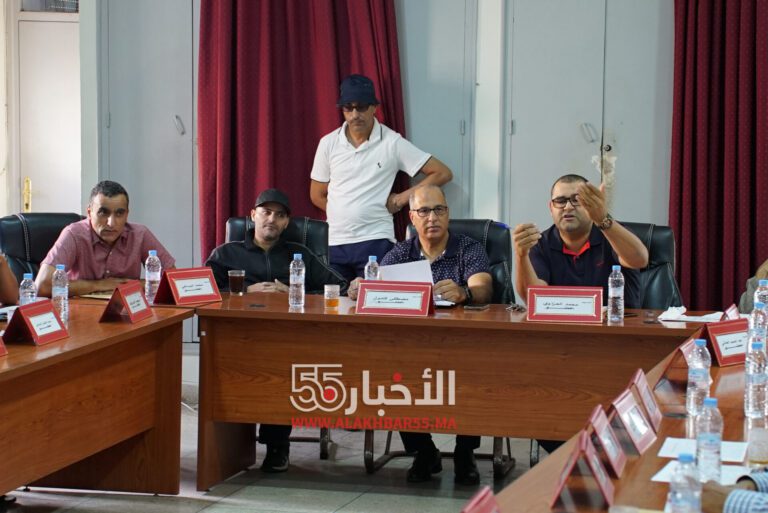تذمر واسع من مستوى النقاش داخل المجلس الجماعي للعروي وسط مطالب بإصلاحات قانونية