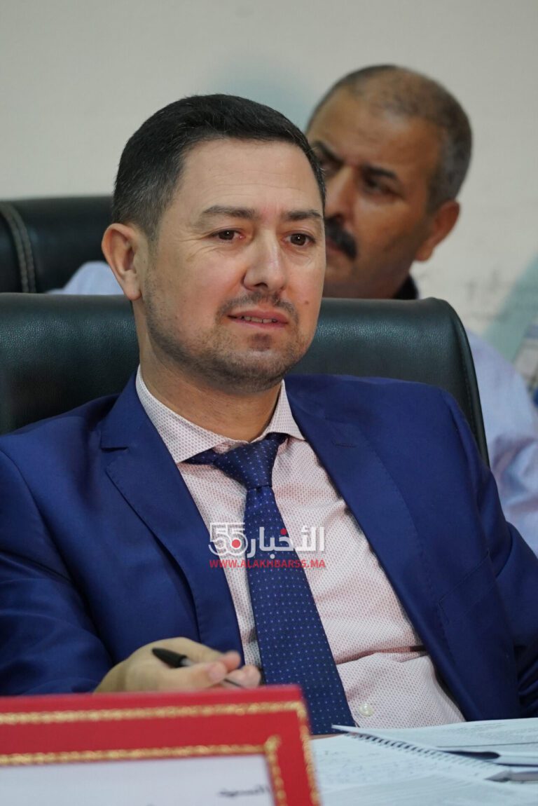 فيديو : النقل الحضري والخطوط الداخلية تجلد ممثلي شركة النقل بدورة أكتوبر بجماعة العروي