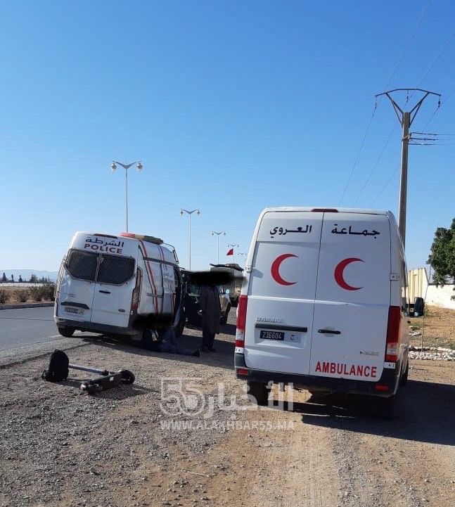 ‎إصابة شخص في حادث اصطدام بين دراجة كهربائية وسيارة بمدخل مدينة العروي