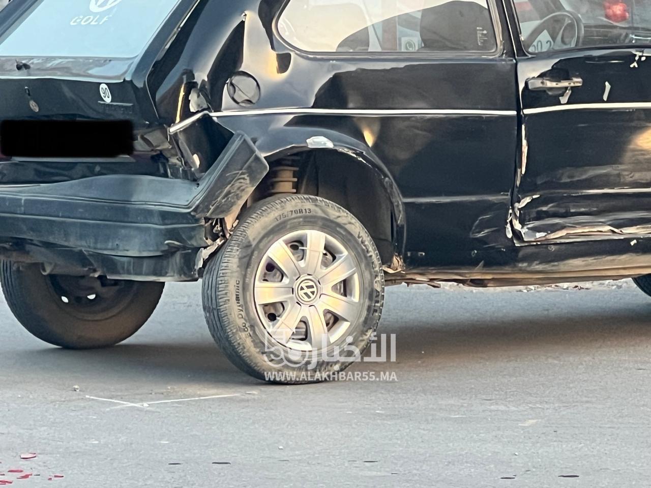 حادثة سير وسط العروي تتسبب في خسائر مادية دون إصابات بشرية