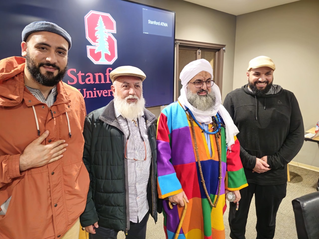 الشيخ محمد فوزي الكركري يؤطر ورشة عمل صوفية في جامعة ستانفورد