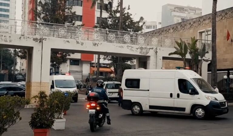 تحت حراسة أمنية مشددة.. وصول سعيد الناصري وبعيوي ومن معهما للمحكمة 5 حراسة أمنية