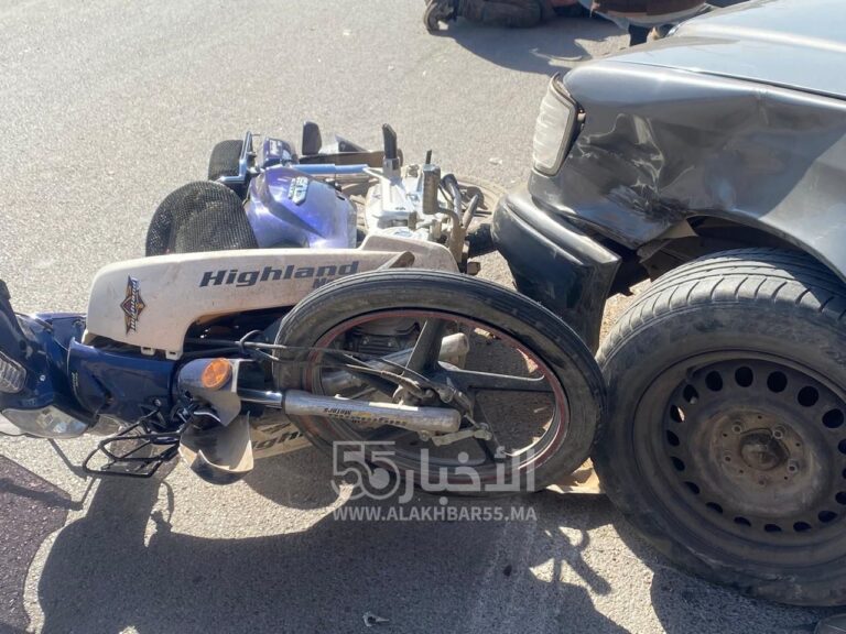 حادثة سير بمدخل العروي تخلف إصابة ونقل المصاب إلى المستشفى