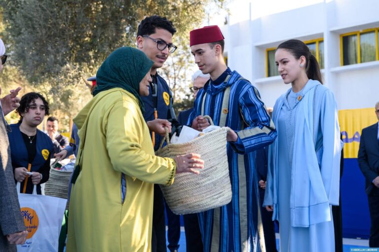ولي العهد الأمير مولاي الحسن والأميرة للا خديجة يشرفان على انطلاقة العملية الوطنية “رمضان 1446”