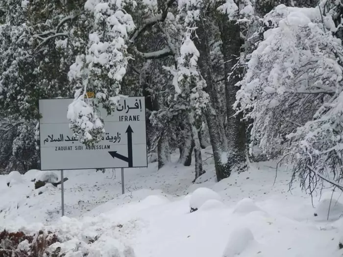 ‎تحذير للمواطنين:عاصفة جوية تضرب المغرب..ثلوج كثيفة وأمطار غزيرة ورياح عاتية