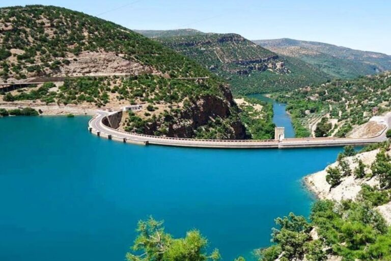انتعاش المخزون المائي في عدة سدود مغربية خلال الـ 24 ساعة الماضية
