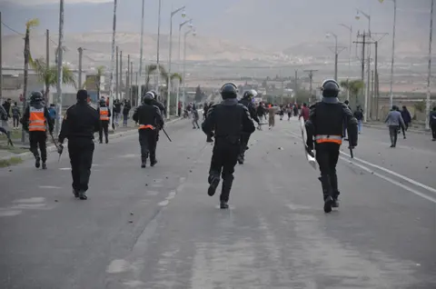 تفاصيل متابعة المتهمين في أحداث الشغب..متابعة 4 من زايو في حالة سراح وإيداع 12 متورطا من بركان السجن 6 تفاصيل متابعة المتهمين في أحداث الشغب..متابعة 4 من زايو في حالة سراح وإيداع 12 متورطا من بركان السجن
