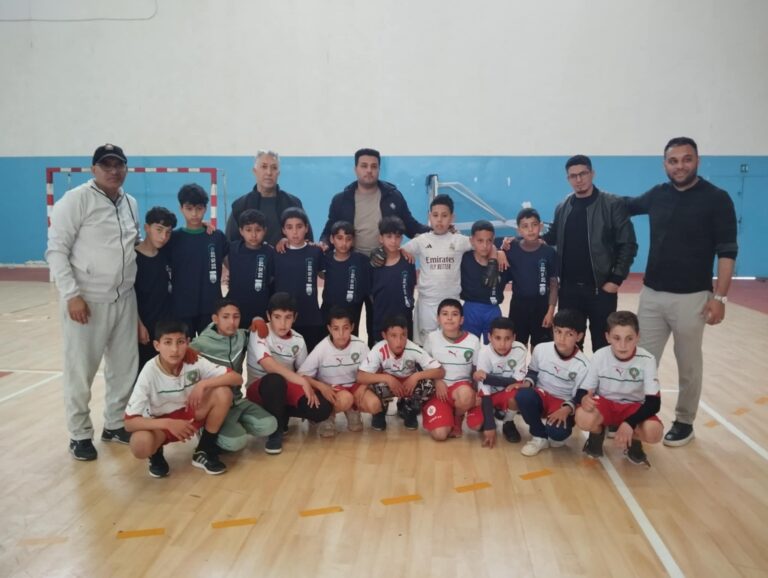 اختتام دوري الصداقة بين مؤسسات التعليم الابتدائي بالعروي بفوز مدرسة وزاج 4 اختتام دوري الصداقة بين مؤسسات التعليم الابتدائي بالعروي بفوز مدرسة وزاج