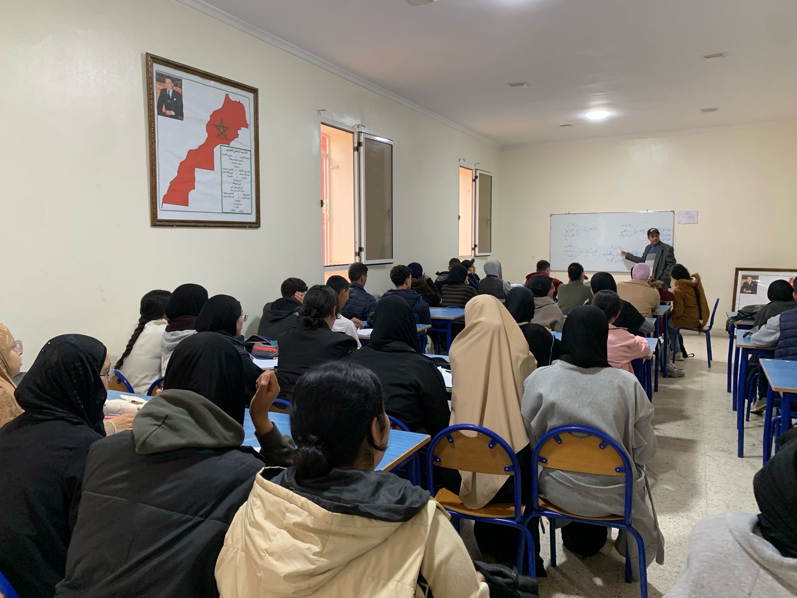 جمعية واد وزاج تطلق أولى حصص الدعم التربوي المجاني لتلاميذ الباكالوريا استعدادًا للامتحانات 1 جمعية واد وزاج