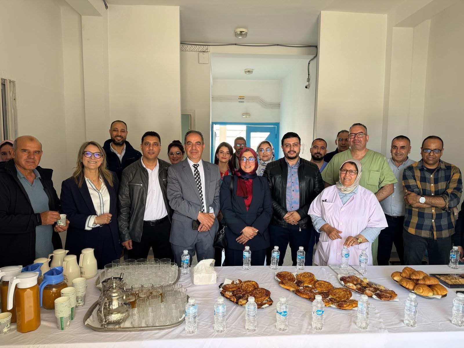 صور : تنصيب محمد العربي الهلالي مديراً لمستشفى القرب بالعروي وسط إشادة من مسؤولي قطاع الصحة 1 صور : تنصيب محمد العربي الهلالي مديراً لمستشفى القرب بالعروي وسط إشادة من مسؤولي قطاع الصحة