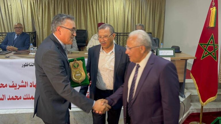 عمالة الناظور تختضن الذكرى الـ113 لاستشهاد البطل الوطني الشريف محمد أمزيان