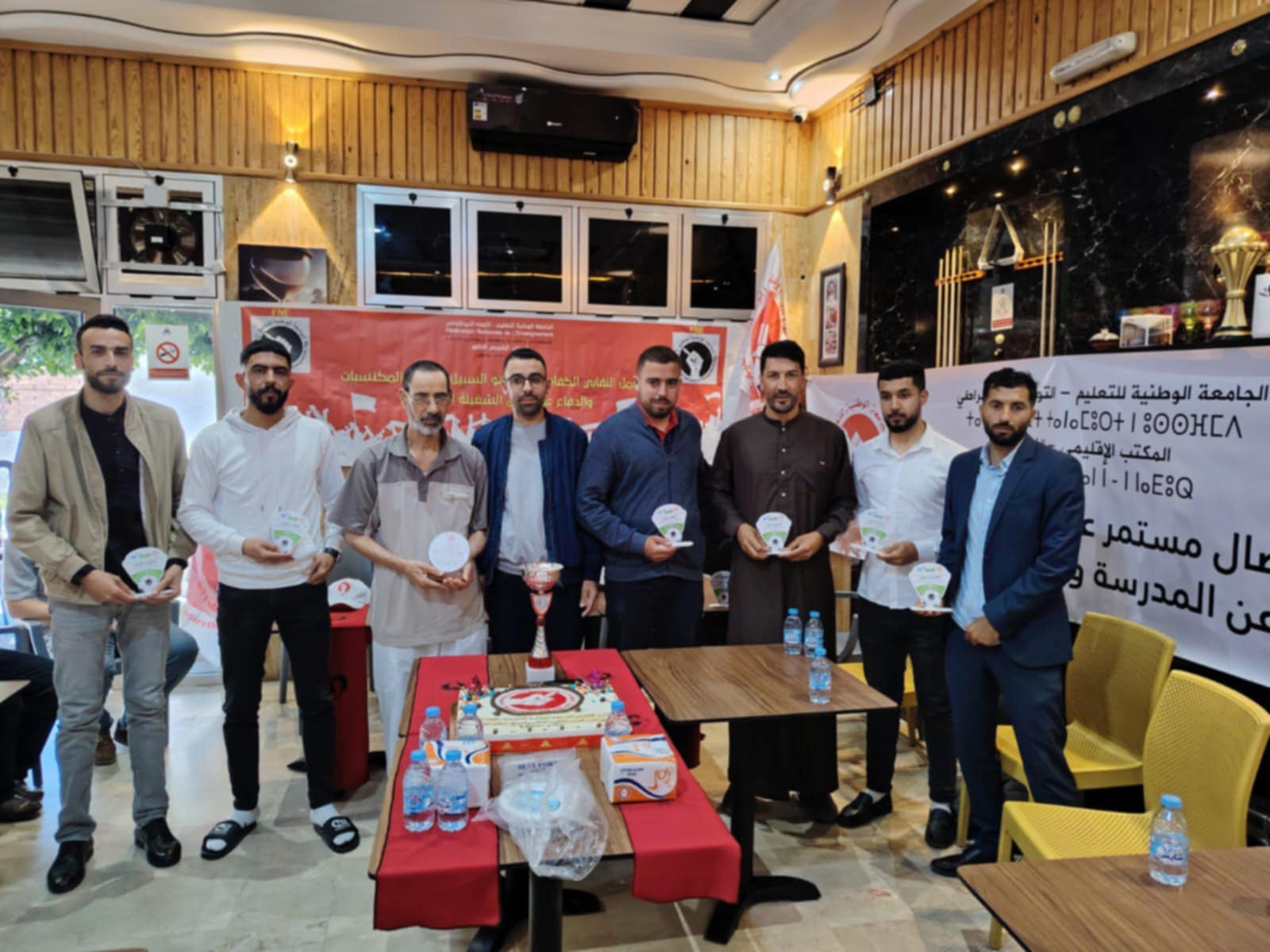 العروي: تكريم الأستاذ ميمون حرتيت وأبطال البطولة الوطنية لكرة القدم المصغرة بتطوان 1 العروي: تكريم الأستاذ ميمون حرتيت وأبطال البطولة الوطنية لكرة القدم المصغرة بتطوان