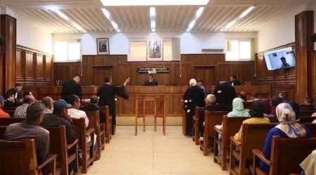 الحكم بسجن فتاتين بالناظور بتهمة النصب باسم مرضى السرطان وتبرئة ثالثة 4 الحكم بسجن فتاتين بالناظور بتهمة النصب باسم مرضى السرطان وتبرئة ثالثة