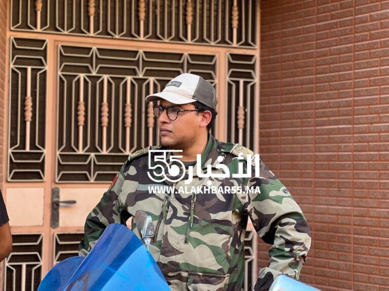 قائد الملحقة الإدارية الأولى بالعروي يشنّ حملة قوية ضد الفوضى: حجز دراجات ثلاثية وضبط مخالفين يعرضون سلعهم خارج السوق النموذجي