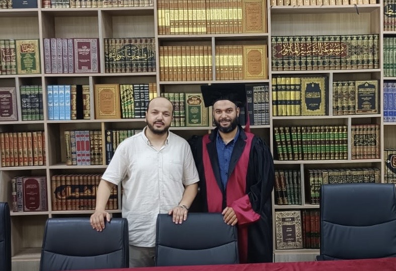 ابن العروي مصطفى امزيان يناقش رسالة الماستر في موضوع “أحكام السير في القرآن الكريم” من خلال تفاسير الغرب الإسلامي