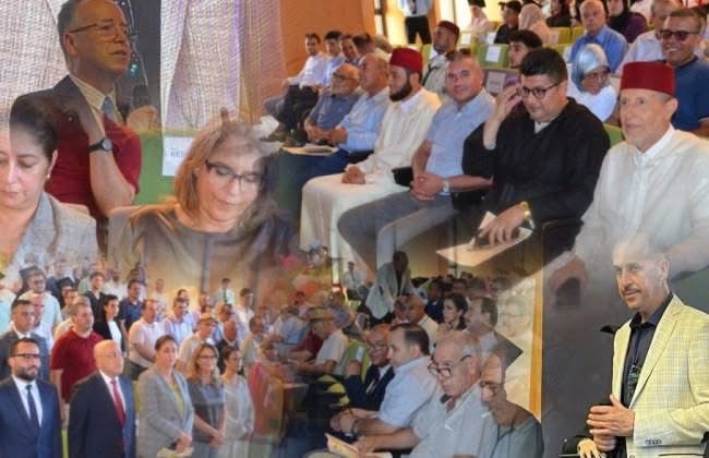الكاتب العام لعمالة الناظور  يترأس حفل التميز الإقليمي ويتوج نخبة من المتفوقين
